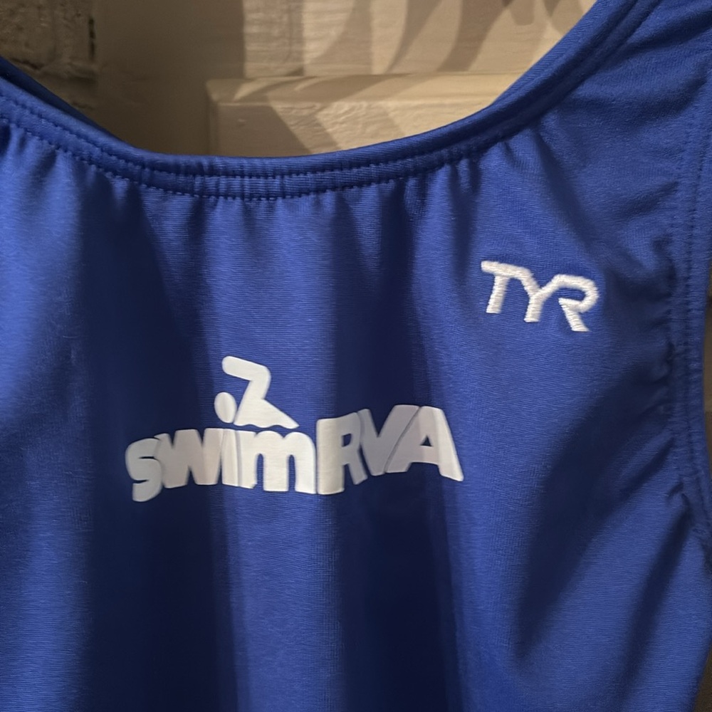 TYR RVA Swimsuit - Picture 3 of 6